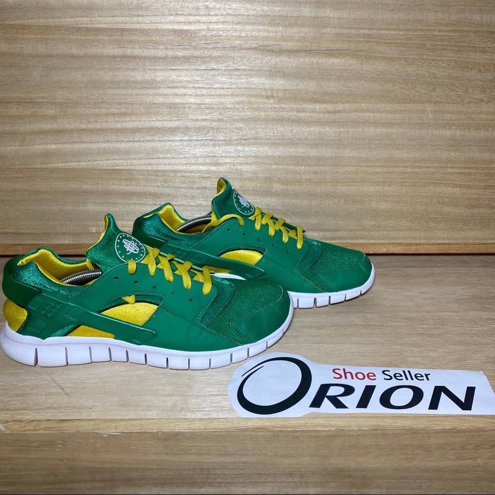 Men’s Nike Huarache size 13